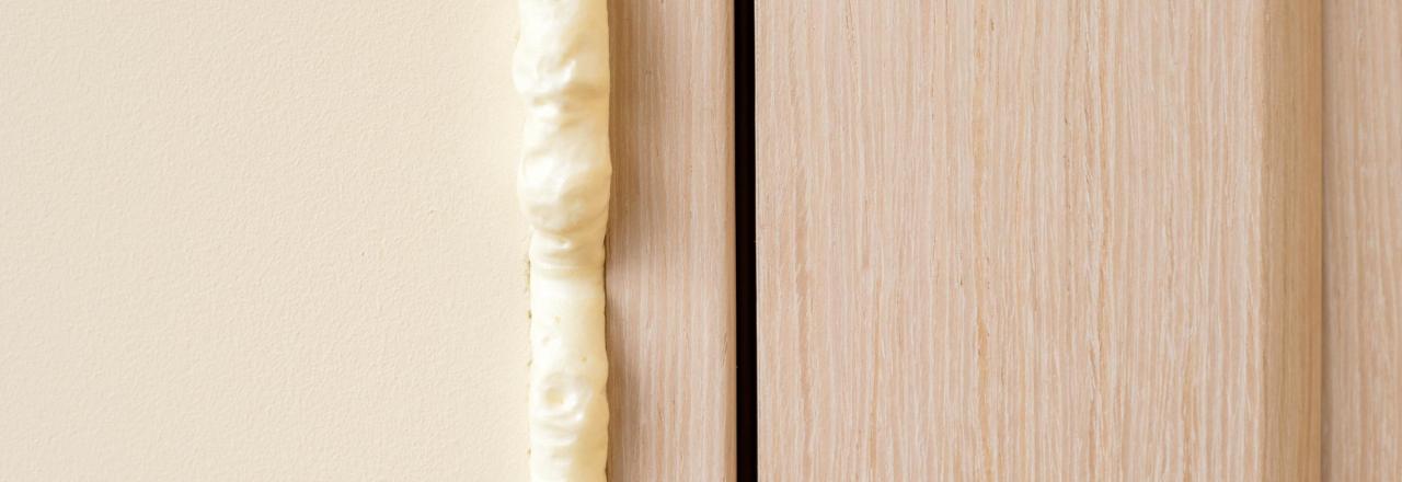 spray foam insulation in door frame